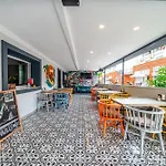 Homestay szállás Isinda