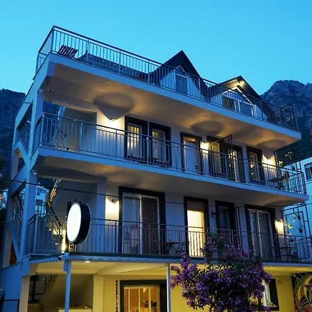 Isinda * Kaş